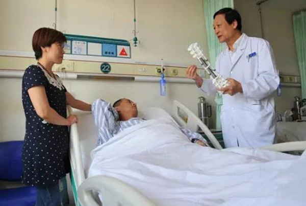 3D打印醫療應用成功案例 北醫三院3D打印定制人工椎體植入術