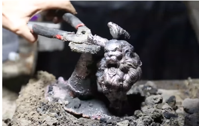 3D打印失模砂型技術(shù)鑄造金屬彌勒佛如此精細(xì) 打印精度令人贊嘆