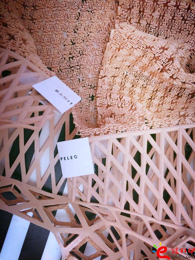 3D打印服裝_殘奧會(huì)開幕式之星Amy Purdy的3D打印連衣裙閃耀舞臺(tái) 3D打印服裝_殘奧會(huì)開幕式之星Amy Purdy的3D打印連衣裙閃耀舞臺(tái)