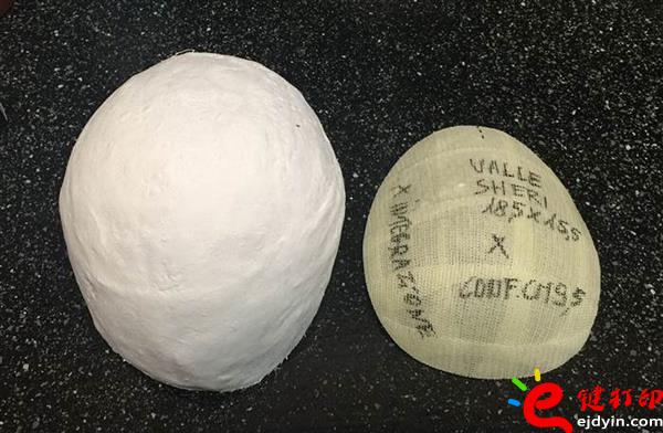 另類治療脫發(fā)的最好方法 用3D打印超逼真假發(fā)解決困擾 治療脫發(fā)不再煩,3d打印頭發(fā),假發(fā)3d模型,3d打印材料,3d打印服務(wù),3d打印廠家 另類治療脫發(fā)的最好方法 用3D打印超逼真假發(fā)解決困擾 治療脫發(fā)不再煩,3d打印頭發(fā),假發(fā)3d模型,3d打印材料,3d打印服務(wù),3d打印廠家