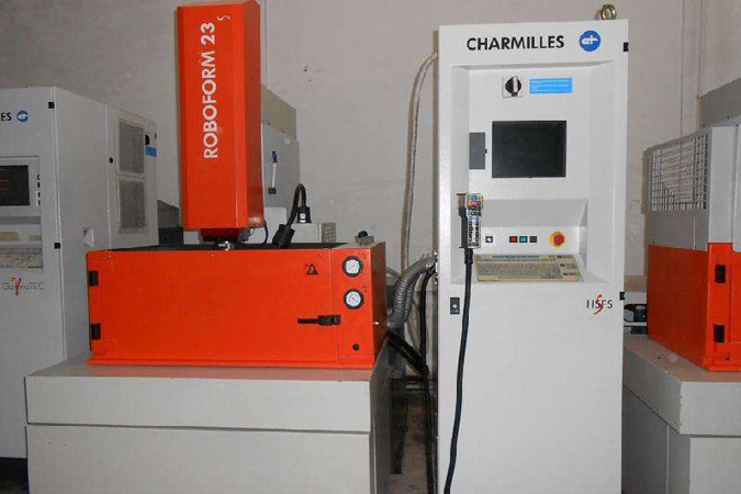 模具廠電火花加工的八大誤區